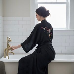 Vtg GOLDEN BEE Kimono Women XL Black Colourful Embroidery Flowers Bird Duster